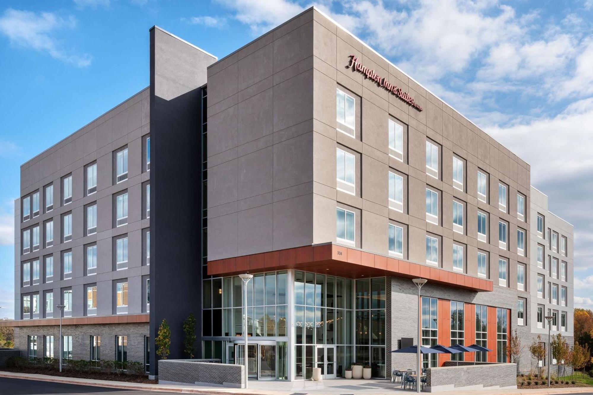 Hampton Inn & Suites By Hilton Pittsboro ภายนอก รูปภาพ